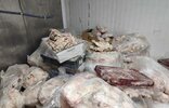 Ankara'da kaçak et operasyonunda, Akyurt'ta 11 bin 250 kilo et ve tavuk ele geçirildi. İl Tarım ve Orman Müdürlüğü'nün...
