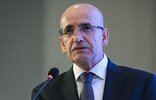 Bakan Mehmet Şimşek, kamu harcamalarını %33 azalttıklarını ve enflasyonun düşüş eğiliminde olduğunu belirtti. Şeffaflık...
