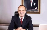 MAİS A.Ş.'de Bahaettin Tatoğlu, Renault ve Dacia distribütörü olarak Dr. Berk Çağdaş'tan görevi devraldı. Bayraktar...