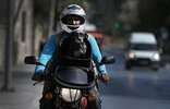 Motokurye hizmetleri, Ulaştırma Bakanlığı'nın yeni düzenlemeleriyle daha güvenli ve denetlenebilir hale geldi. 72...